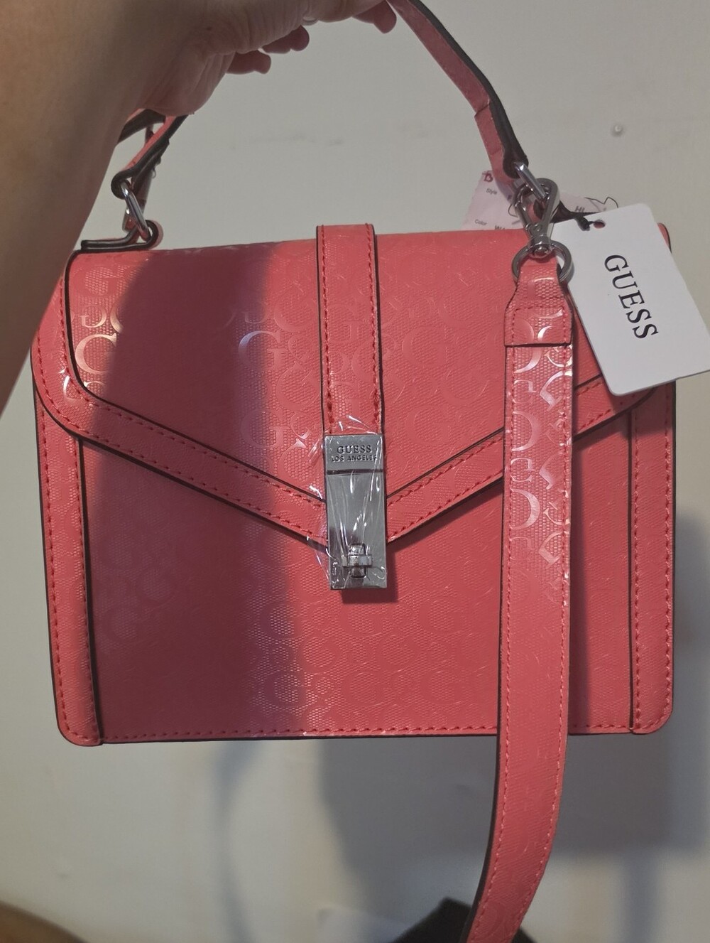 GUESS Pink Shoulder Bag with Cream Logo Lining